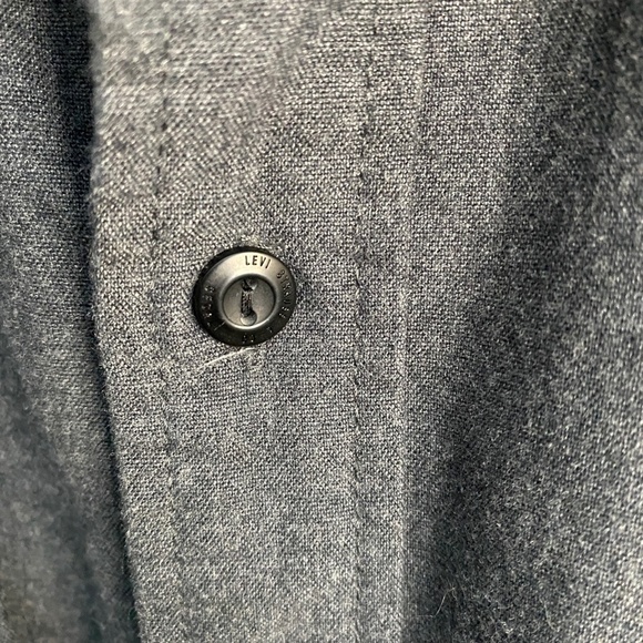 Levi's Men's Heavy Charcoal Gray Long Sleeve Button Up Shirt Size X-large - Picture 4 of 12